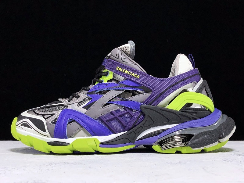 bc track sneaker