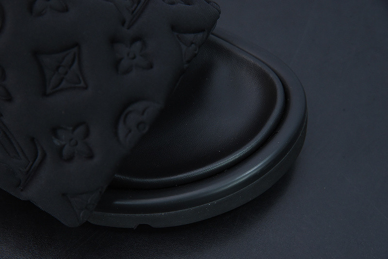 lvt sandals