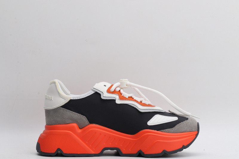 dg sneaker