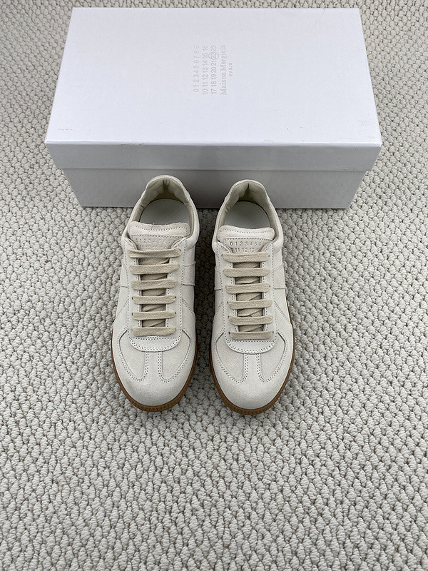 ma*s*n Ma*i*la sneaker