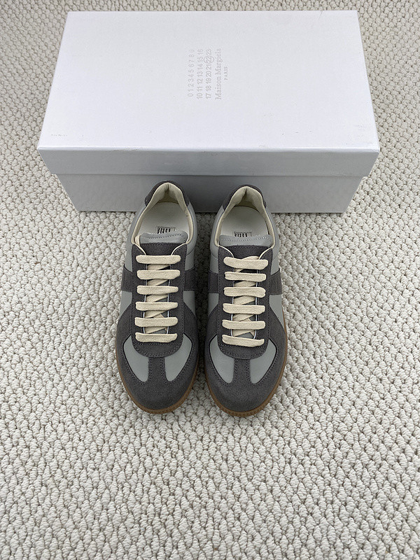 ma*s*n Ma*i*la sneaker