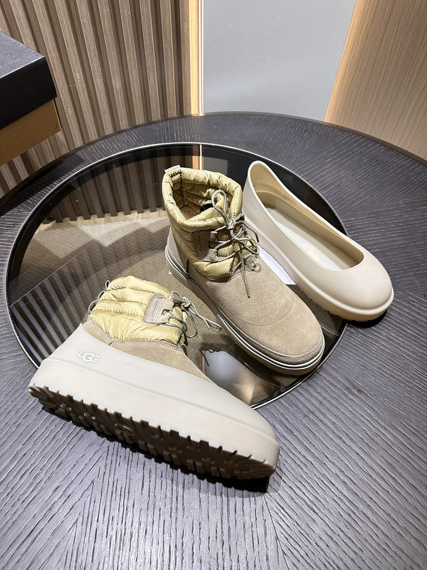 UGG