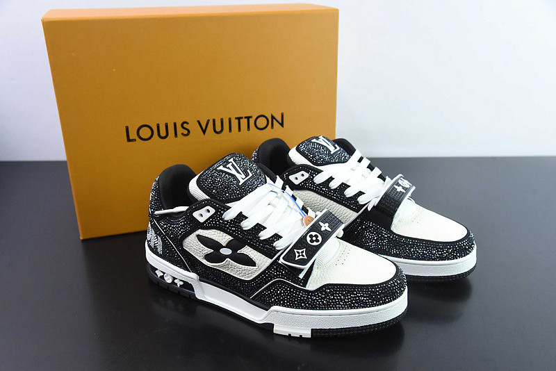 LVT SNEAKERS