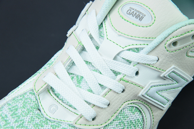 new balance sneaker