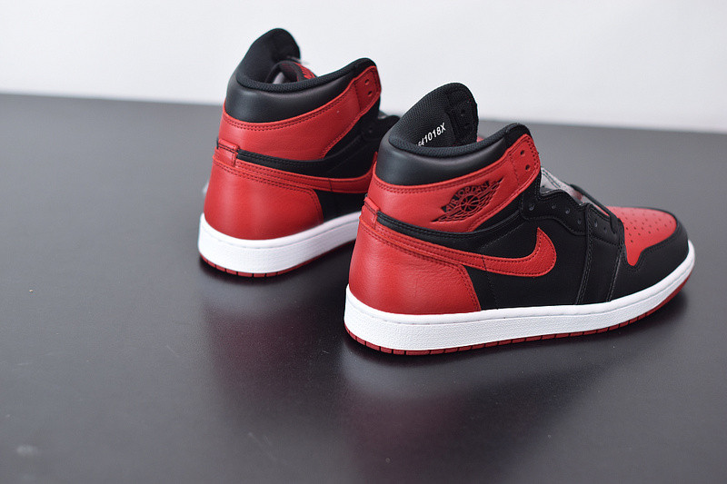 air jordan 1 retro high og "banned 2016 release" 555088-001