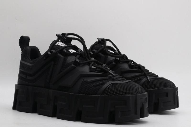 vs sneakers