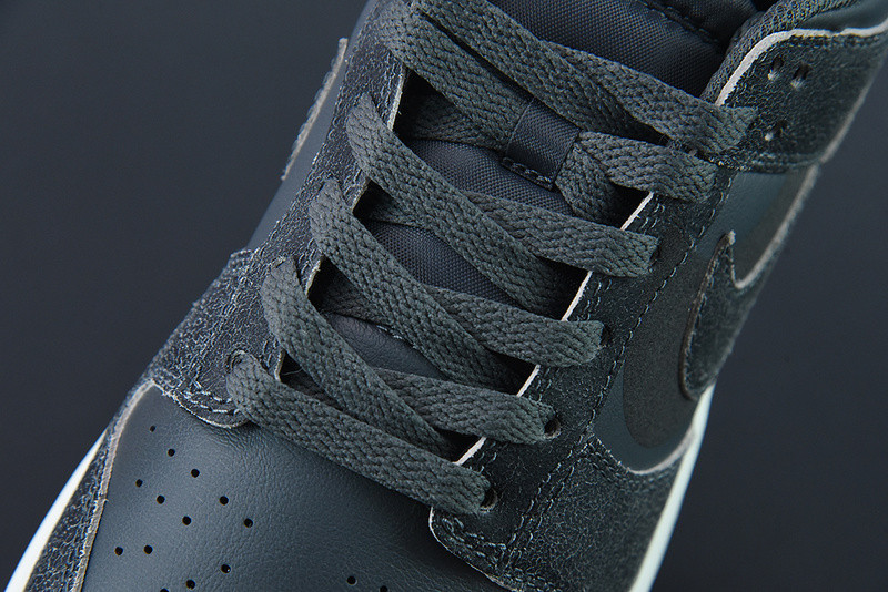 nike dunk low “iron grey” dq7681-001
