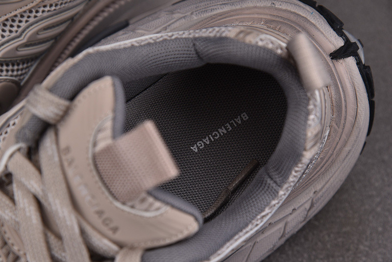 BC XL SNEAKERS