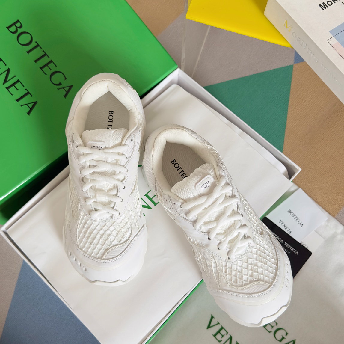 b0tte*a Ven*ta orbit sneaker
