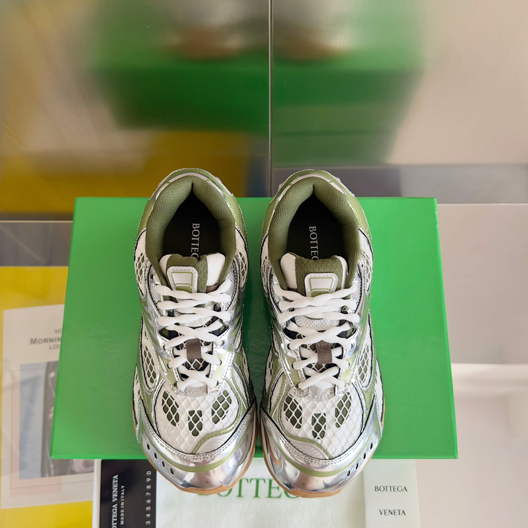 b0tte*a Ven*ta orbit sneaker